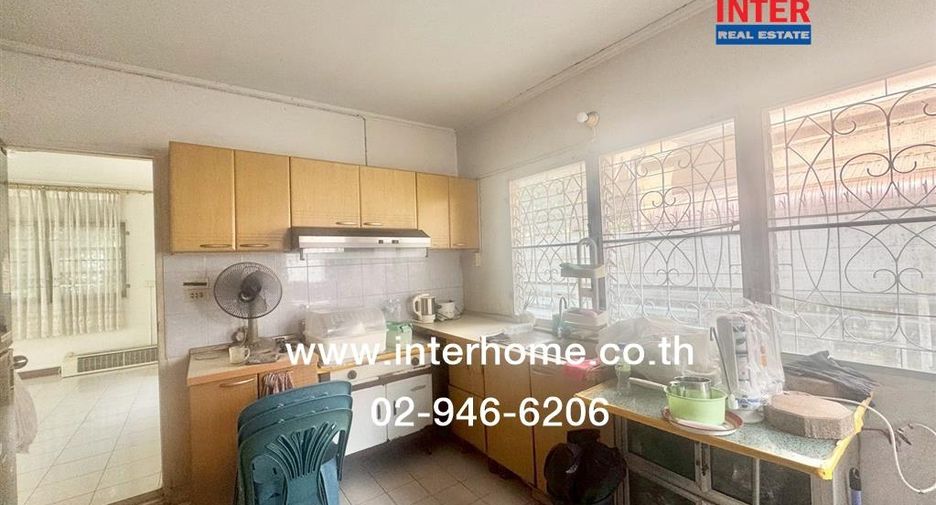 For sale 5 ベッドルーム house in Nakhon Chai Si, Nakhon Pathom