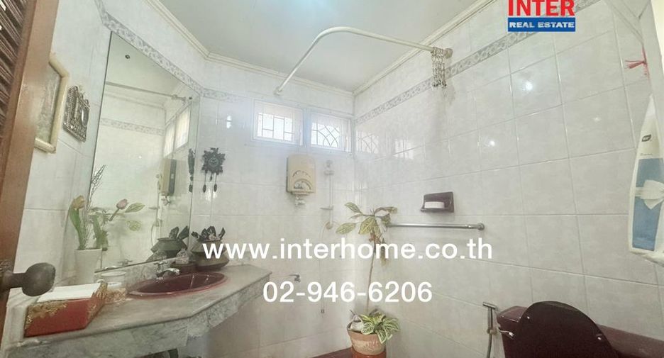 For sale 5 ベッドルーム house in Nakhon Chai Si, Nakhon Pathom