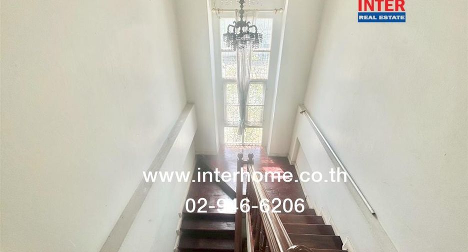 For sale 5 ベッドルーム house in Nakhon Chai Si, Nakhon Pathom