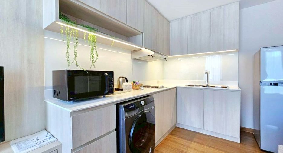 À louer 1 chambre appartement avec services à Khlong Toei, Bangkok
