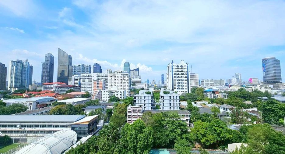 À louer 1 chambre appartement avec services à Khlong Toei, Bangkok