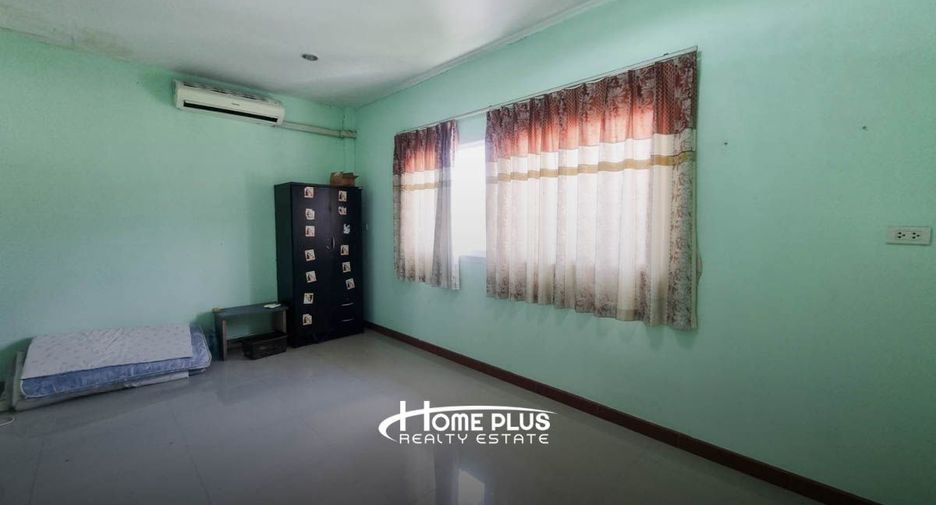 For sale 3 bedrooms townhouse in Sai Mai, Bangkok