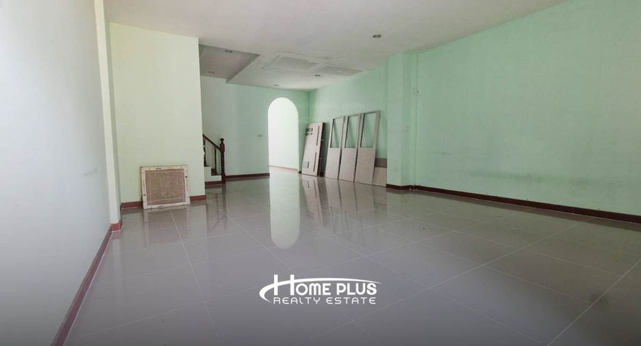For sale 3 bedrooms townhouse in Sai Mai, Bangkok