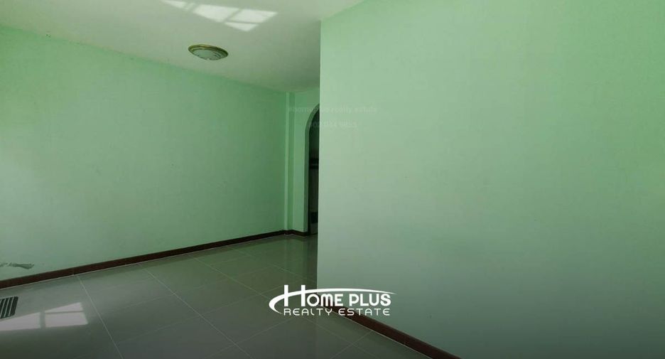 For sale 3 bedrooms townhouse in Sai Mai, Bangkok
