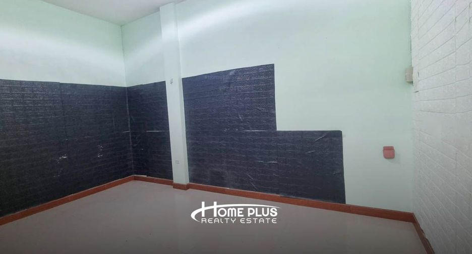 For sale 3 bedrooms townhouse in Sai Mai, Bangkok