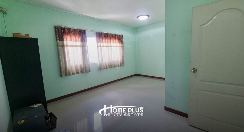 For sale 3 bedrooms townhouse in Sai Mai, Bangkok