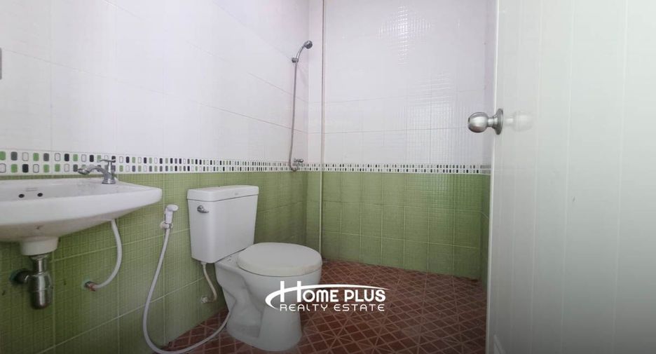 For sale 3 bedrooms townhouse in Sai Mai, Bangkok