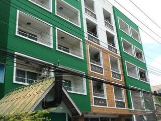 À vendre 58 chambres appartement avec services à Bang Kapi, Bangkok