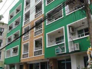 À vendre 58 chambres appartement avec services à Bang Kapi, Bangkok