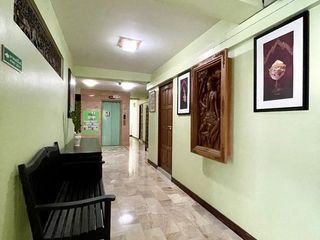 À vendre 58 chambres appartement avec services à Bang Kapi, Bangkok