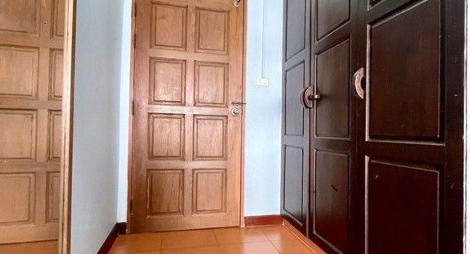 À vendre 58 chambres appartement avec services à Bang Kapi, Bangkok