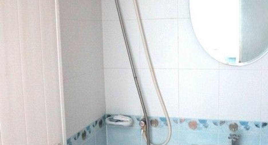 À vendre 58 chambres appartement avec services à Bang Kapi, Bangkok