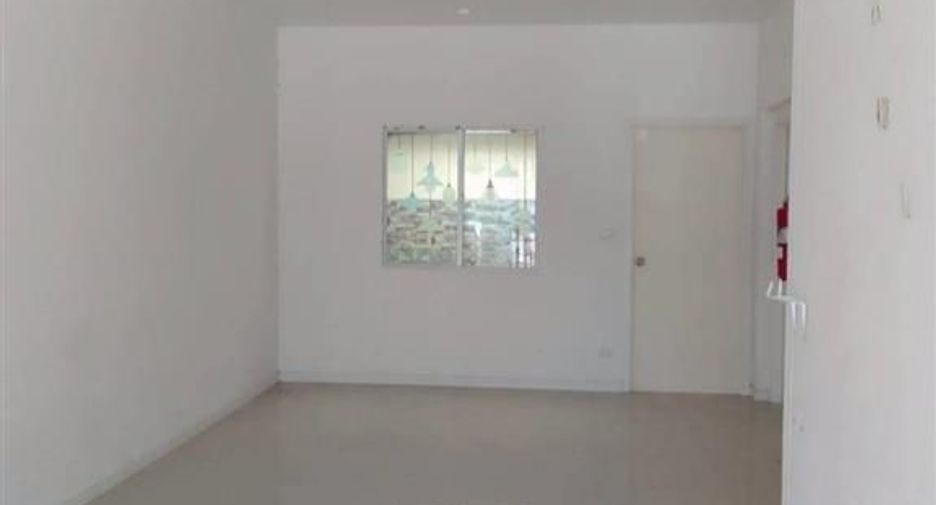 For sale 3 bedrooms townhouse in Phra Samut Chedi, Samut Prakan