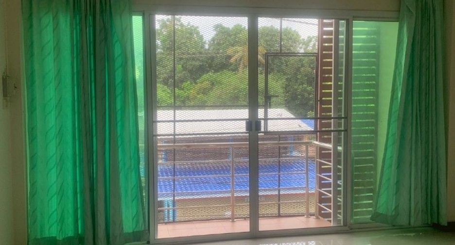 For sale 3 bedrooms retail Space in Mueang Nakhon Sawan, Nakhon Sawan