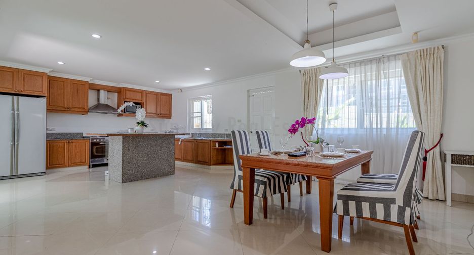 Haus zur Miete mit 3 Zimmer in Bang Lamung, Chonburi
