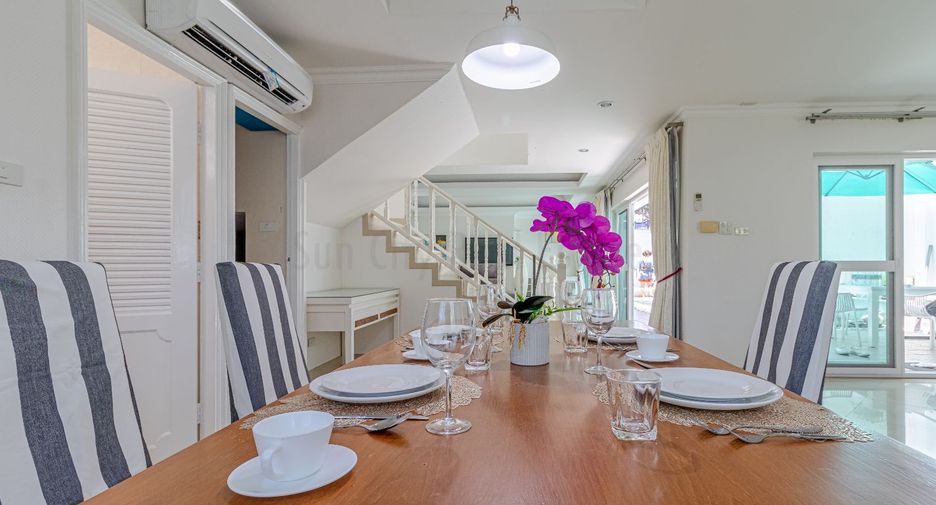 Haus zur Miete mit 3 Zimmer in Bang Lamung, Chonburi