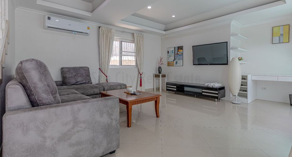 Haus zur Miete mit 3 Zimmer in Bang Lamung, Chonburi