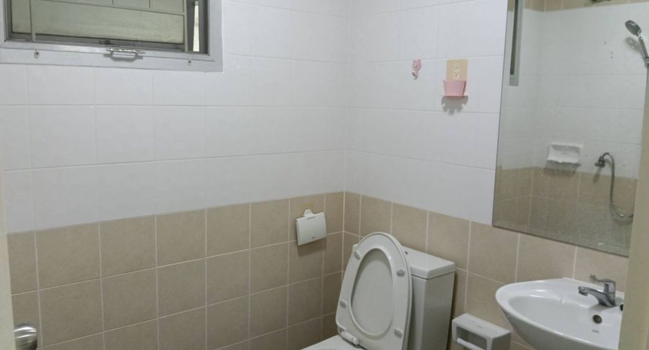 Casa en venta de 4 habitaciones en Bang Bua Thong, Nonthaburi