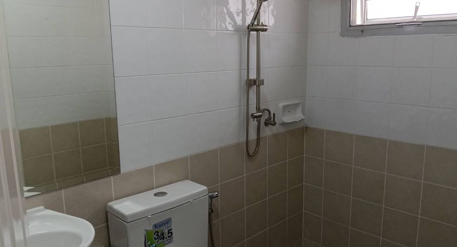 Casa en venta de 4 habitaciones en Bang Bua Thong, Nonthaburi
