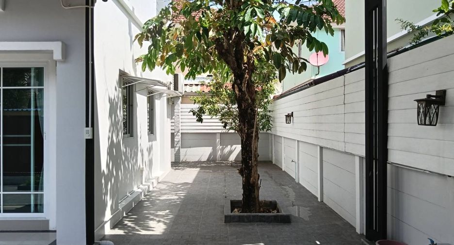 Casa en venta de 4 habitaciones en Bang Bua Thong, Nonthaburi