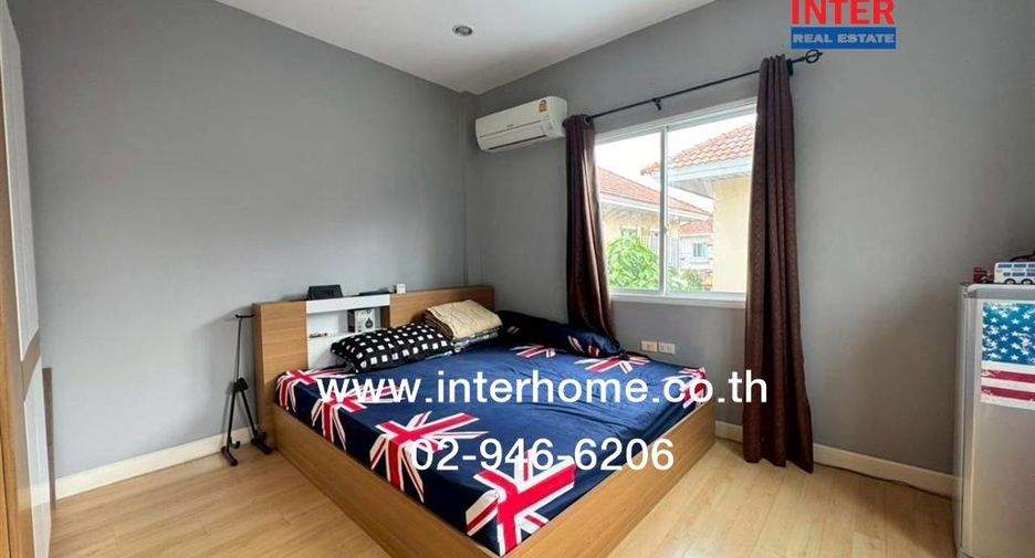 For sale 2 bedrooms townhouse in Mueang Nonthaburi, Nonthaburi