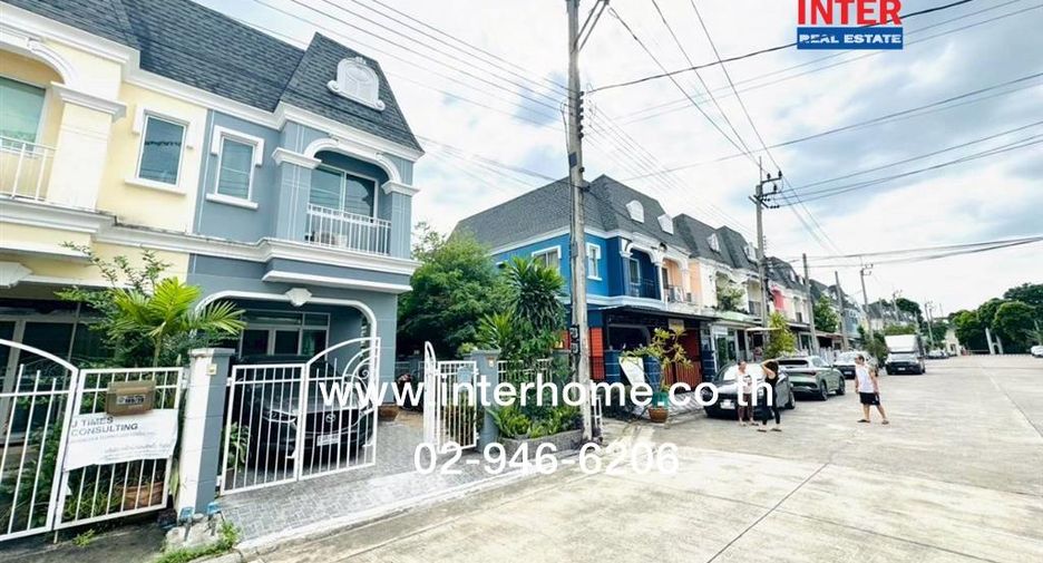 For sale 2 bedrooms townhouse in Mueang Nonthaburi, Nonthaburi