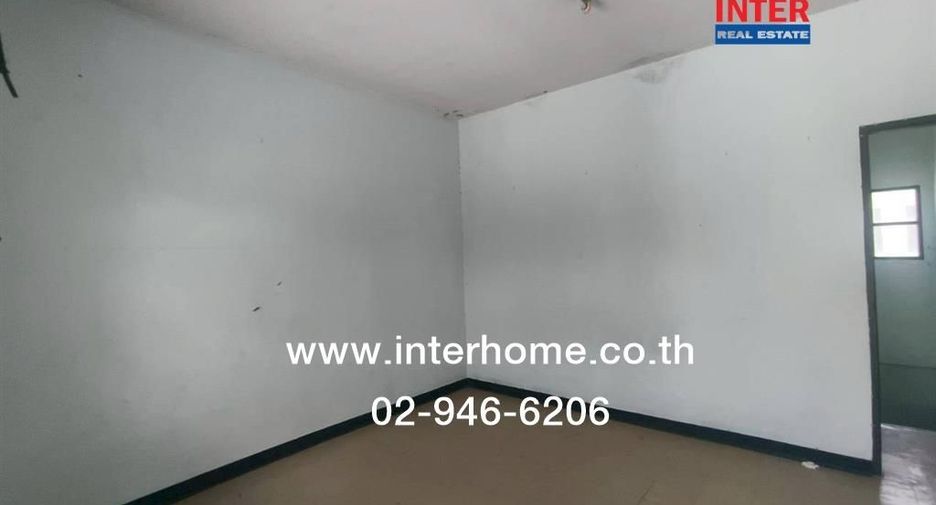 For sale 2 bedrooms townhouse in Phra Samut Chedi, Samut Prakan