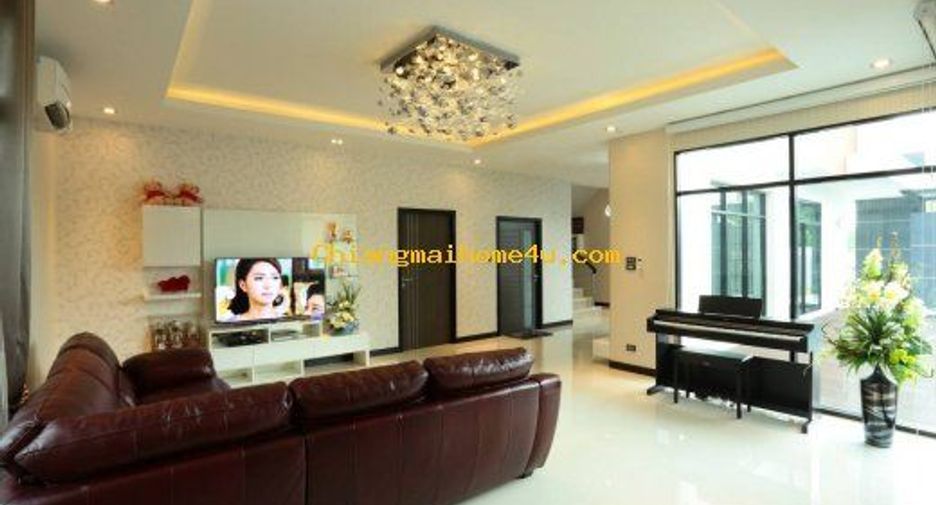 For rent 4 bedrooms house in San Sai, Chiang Mai