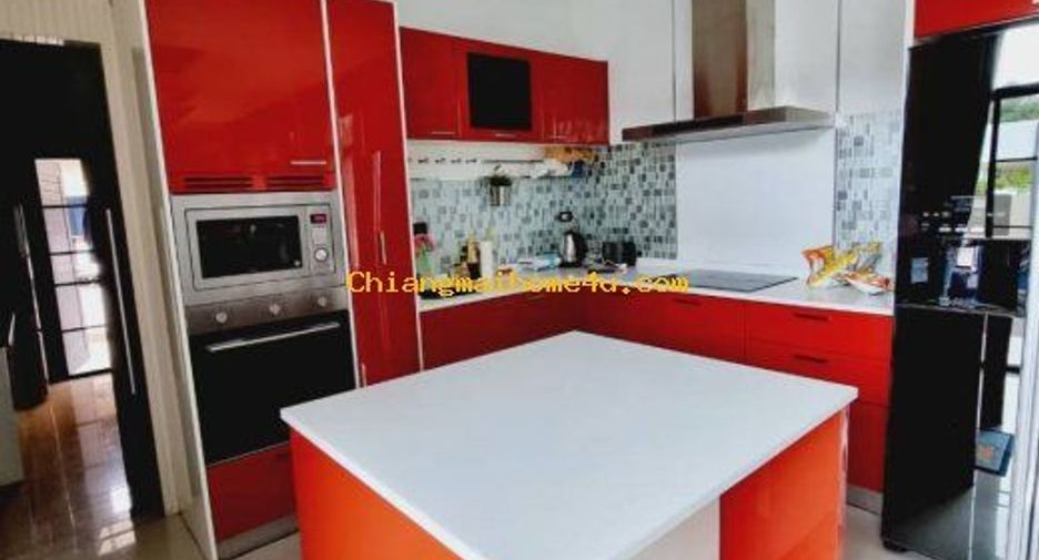 For rent 4 bedrooms house in San Sai, Chiang Mai