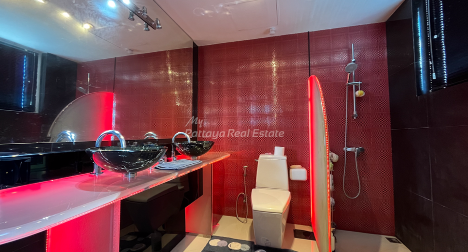 For sale 2 bedrooms condo in Bang Lamung, Chonburi