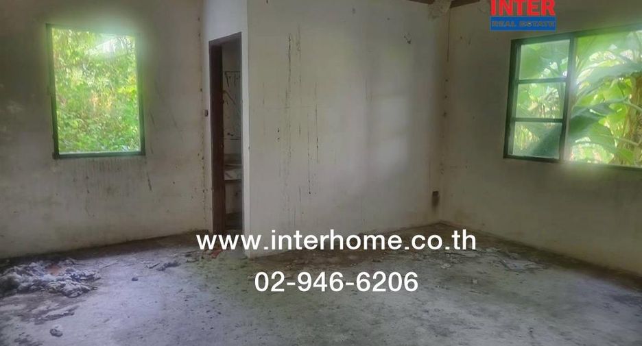 For sale 5 bedrooms house in Khlong Sam Wa, Bangkok