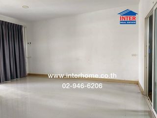 Casa adosada en venta de 3 habitaciones en Bang Sao Thong, Samut Prakan