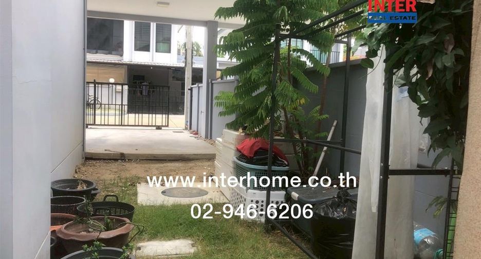 出售 3 卧室 独立屋 在 Mueang Pathum Thani, Pathum Thani