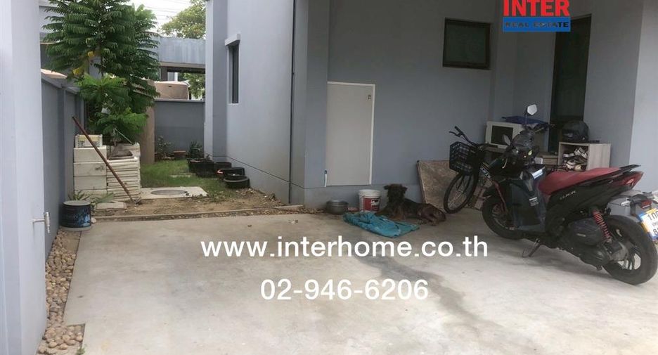 出售 3 卧室 独立屋 在 Mueang Pathum Thani, Pathum Thani