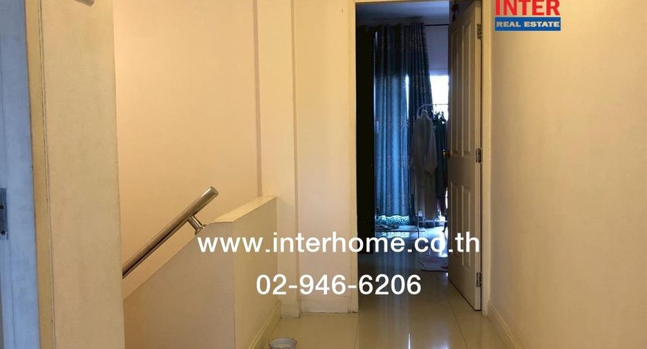 For sale 4 bedrooms townhouse in Lam Luk Ka, Pathum Thani