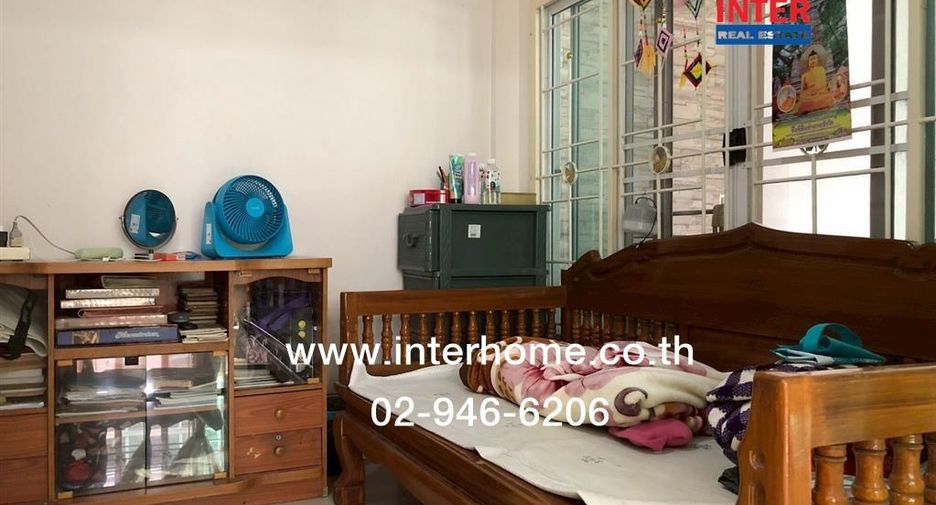For sale 4 bedrooms townhouse in Lam Luk Ka, Pathum Thani