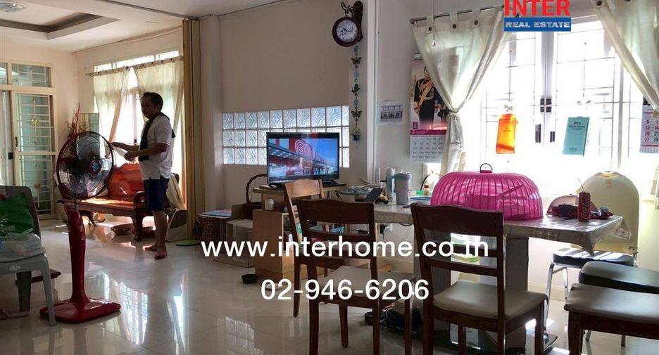For sale 4 bedrooms townhouse in Lam Luk Ka, Pathum Thani