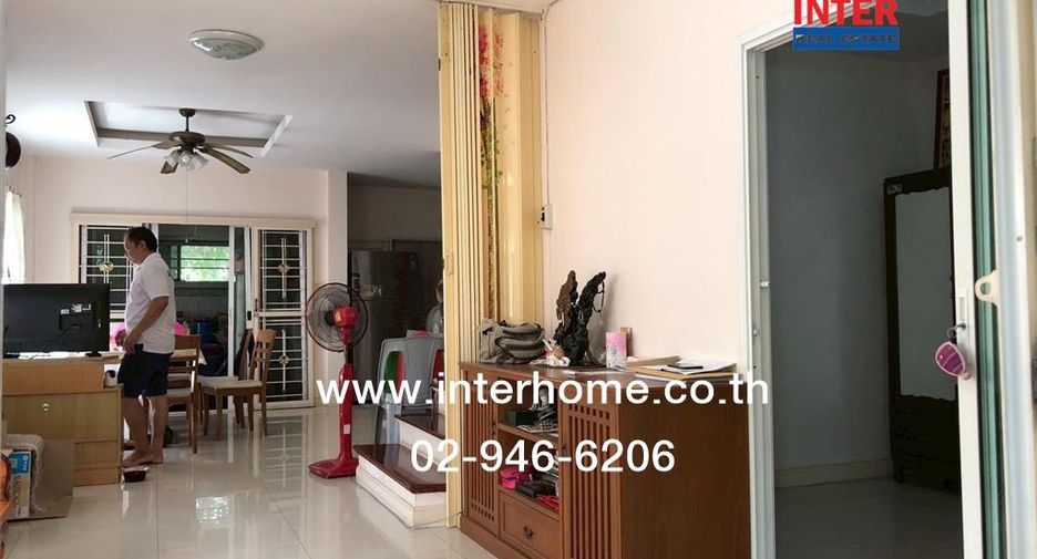 For sale 4 bedrooms townhouse in Lam Luk Ka, Pathum Thani