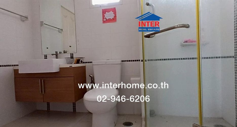 For sale 5 bedrooms house in Prawet, Bangkok