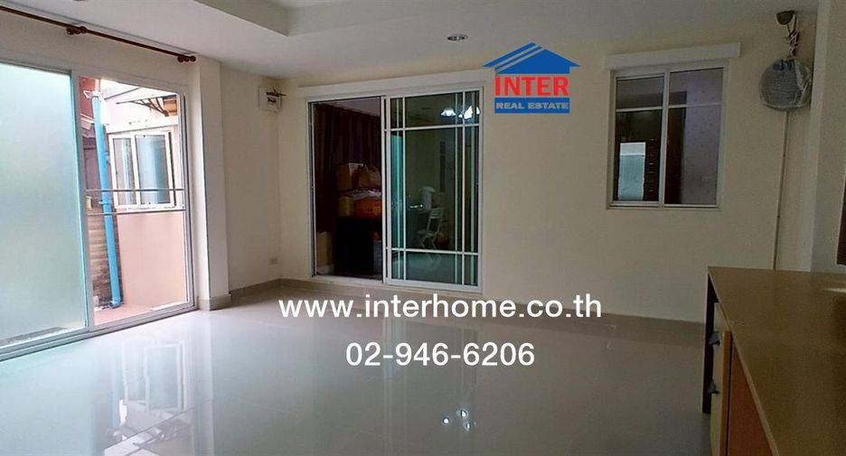 For sale 5 bedrooms house in Prawet, Bangkok