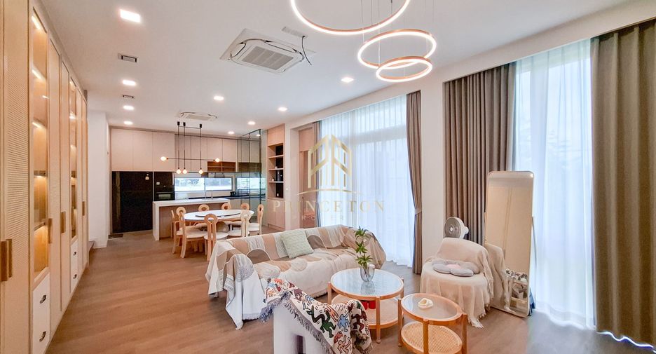 For rent and for sale 5 bedrooms house in Saphan Sung, Bangkok