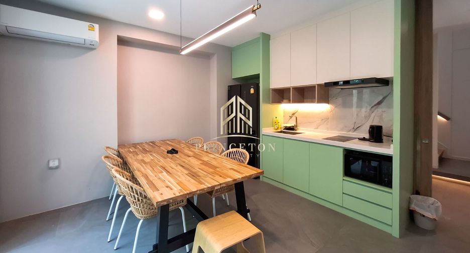 For rent and for sale 5 bedrooms house in Saphan Sung, Bangkok