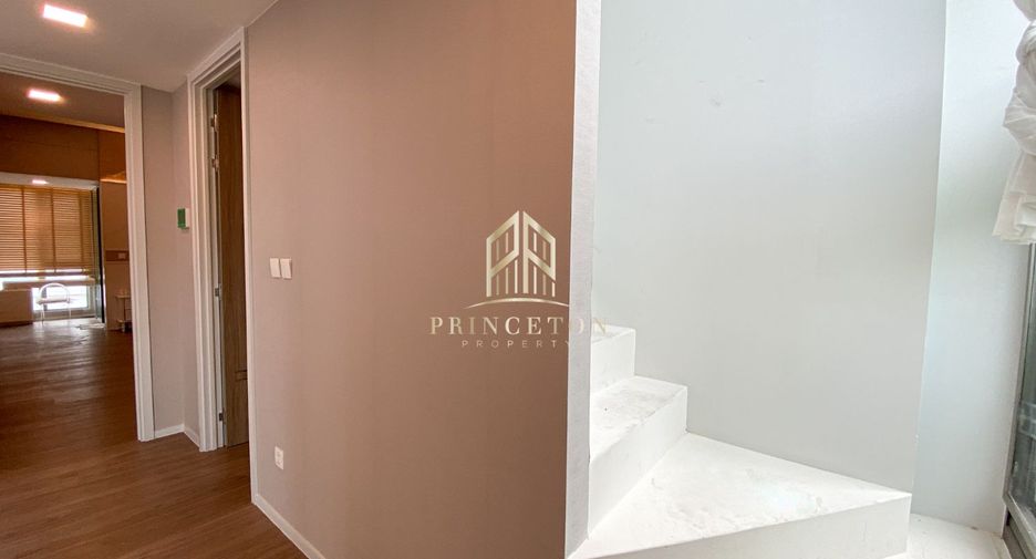 For rent and for sale 5 bedrooms house in Saphan Sung, Bangkok