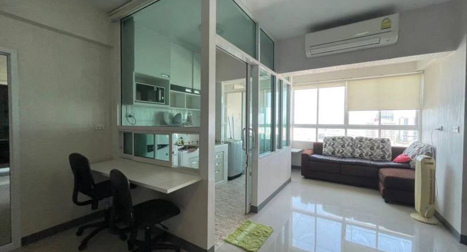 Condo en alquiler de 1 habitaciones en Si Racha, Chonburi