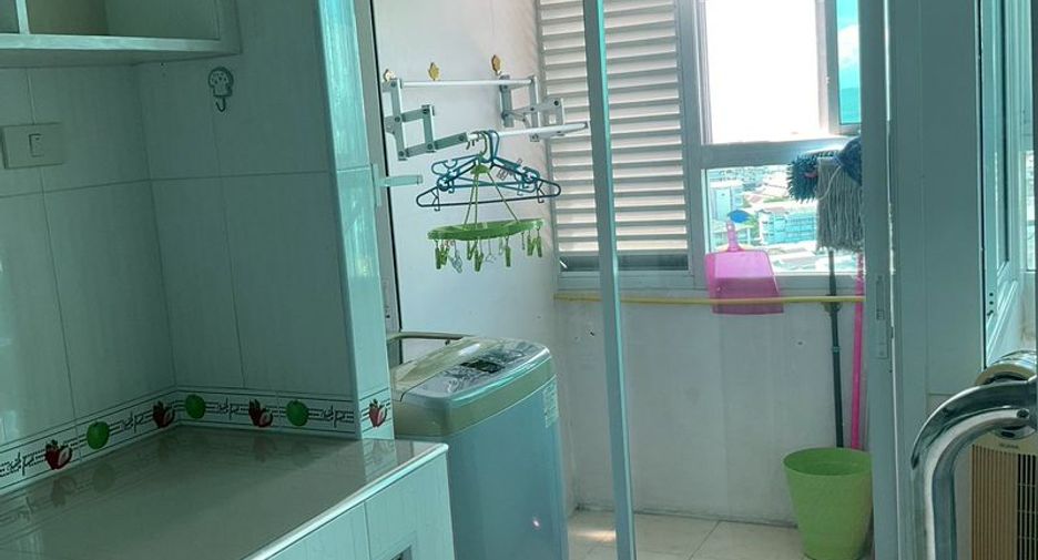 Condo en alquiler de 1 habitaciones en Si Racha, Chonburi
