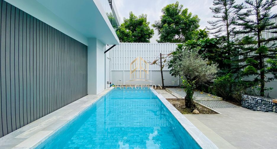 For rent and for sale 5 bedrooms house in Saphan Sung, Bangkok