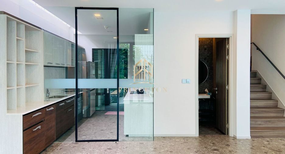For rent and for sale 5 bedrooms house in Saphan Sung, Bangkok