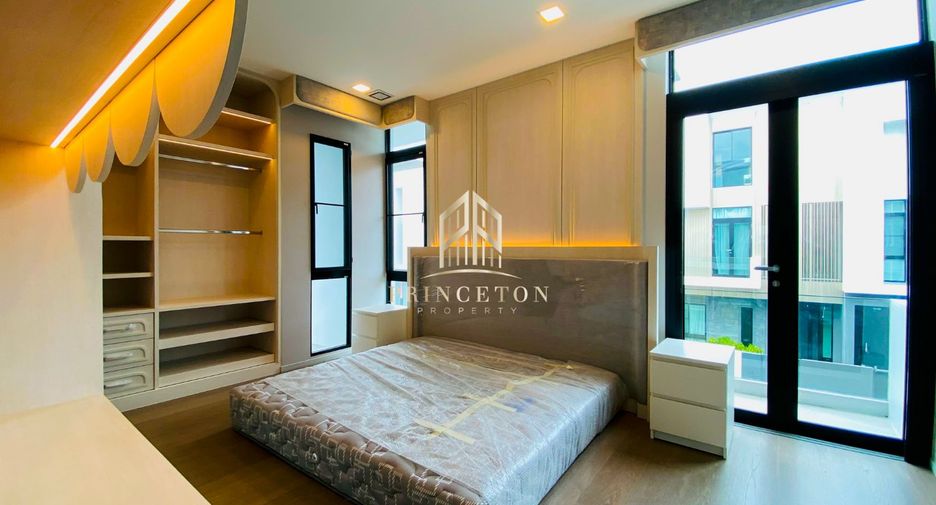 For rent and for sale 5 bedrooms house in Saphan Sung, Bangkok