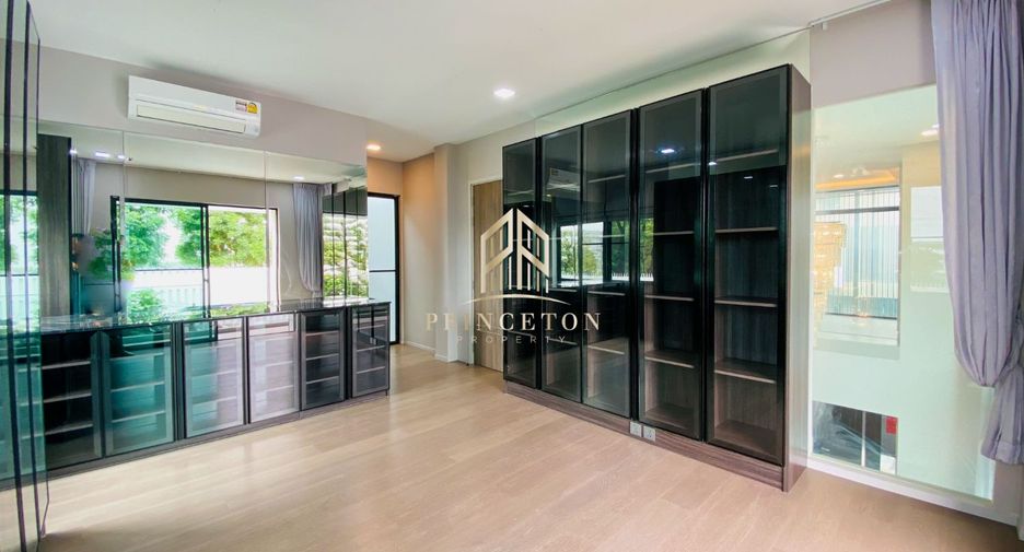 For rent and for sale 5 bedrooms house in Saphan Sung, Bangkok