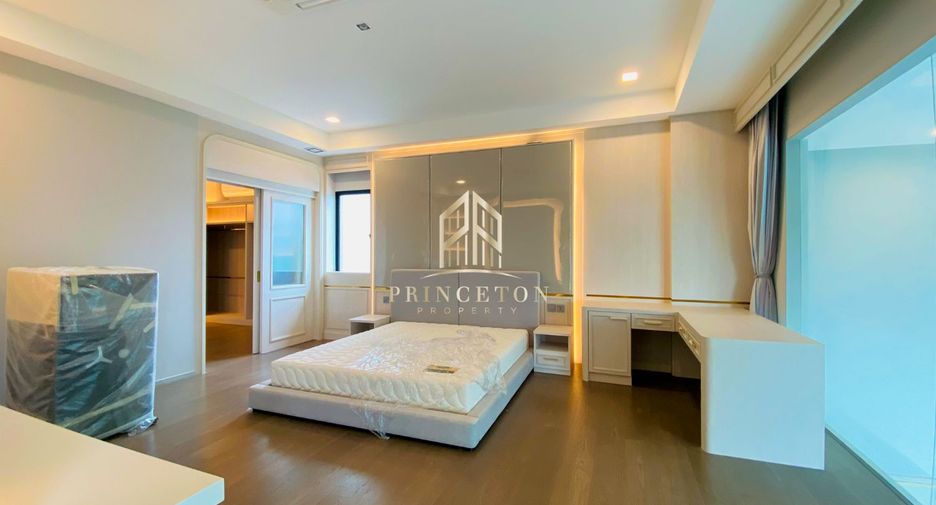 For rent and for sale 5 bedrooms house in Saphan Sung, Bangkok